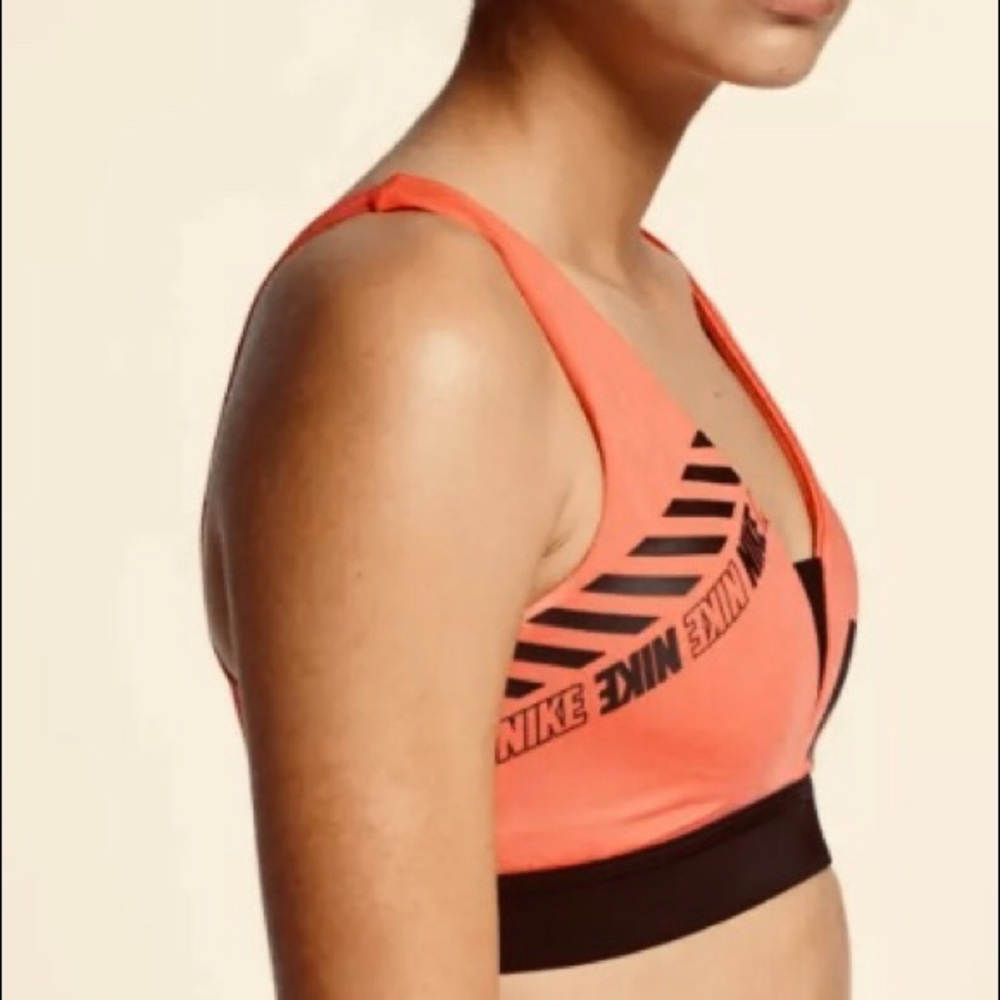 NWT! Nike Sports Bra/Tights 2 piece Set Size Small - Picture 3 of 15